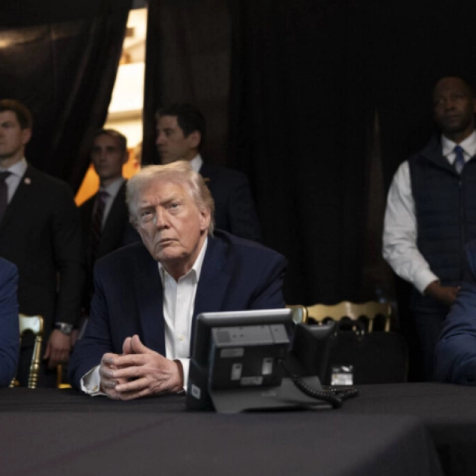 Trump'tan Venezuela çıkışı: Savaş yok, seçimler ertelendi
