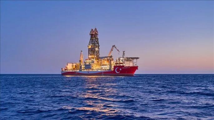 Türkiye'nin enerji gücü büyüyor: 6. sondaj gemisiyle Karadeniz'de yeni dönem