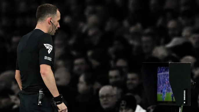 VAR'da devrim! FIFA, 2026 Dünya Kupası'nda köşe vuruşları ve autları da kontrol edecek