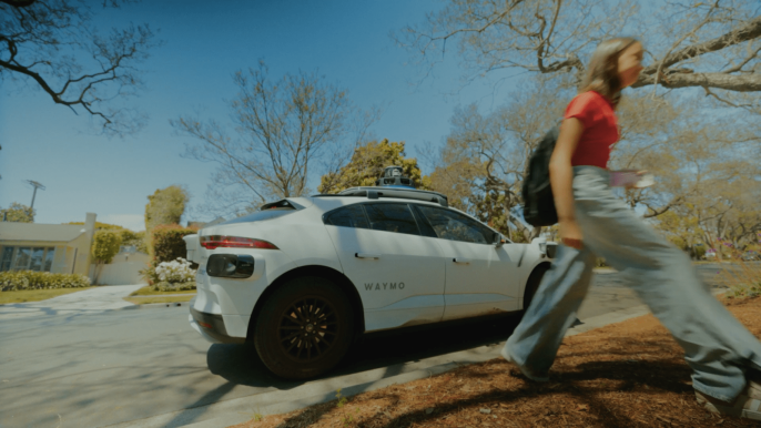 Waymo, genç sürücüleri hedef alıyor