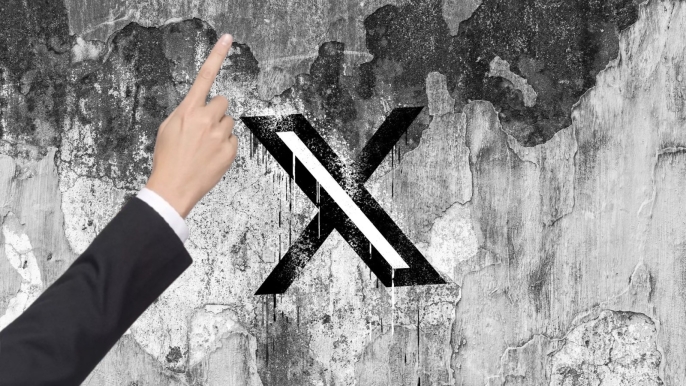 X, gönderileri tanıtmaya yönlendiren el simgesi gösterdi