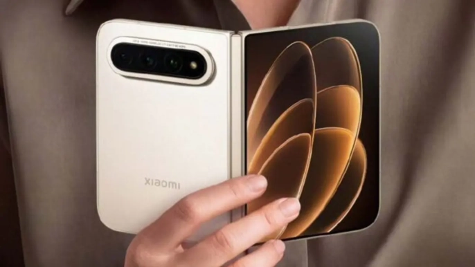 Xiaomi, katlanabilir telefon modeli 18 Fold'u tanıttı - 1