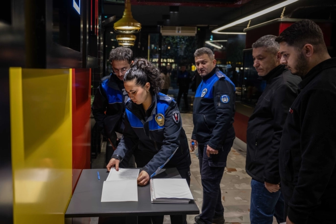 Yılbaşı öncesi Bornova’da işletmelere sıkı denetim: Hijyen ve fiyatlar mercek altında