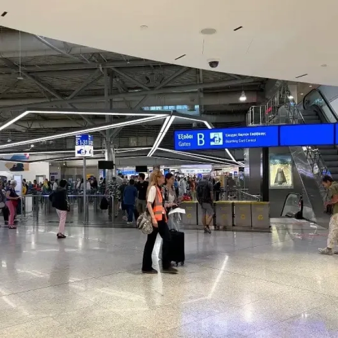 Yunanistan'da hava trafiği krizi: Uçuşlar aksadı