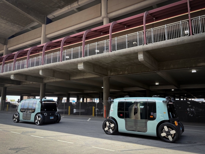 Zoox, Las Vegas Havalimanı'nda robotaksi hizmetini başlattı